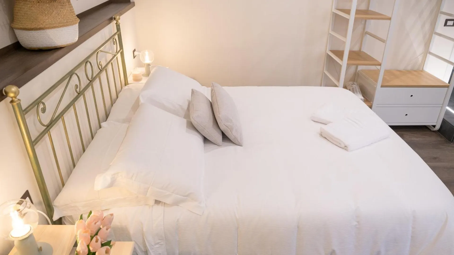Bed & Breakfast Saragozza Residence Bologna Italy